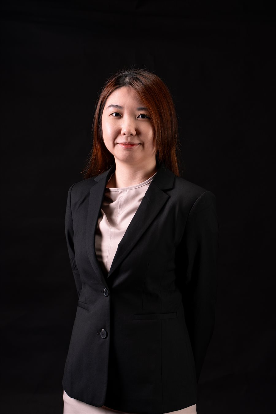 Hor Siew Ling, Legal Associate