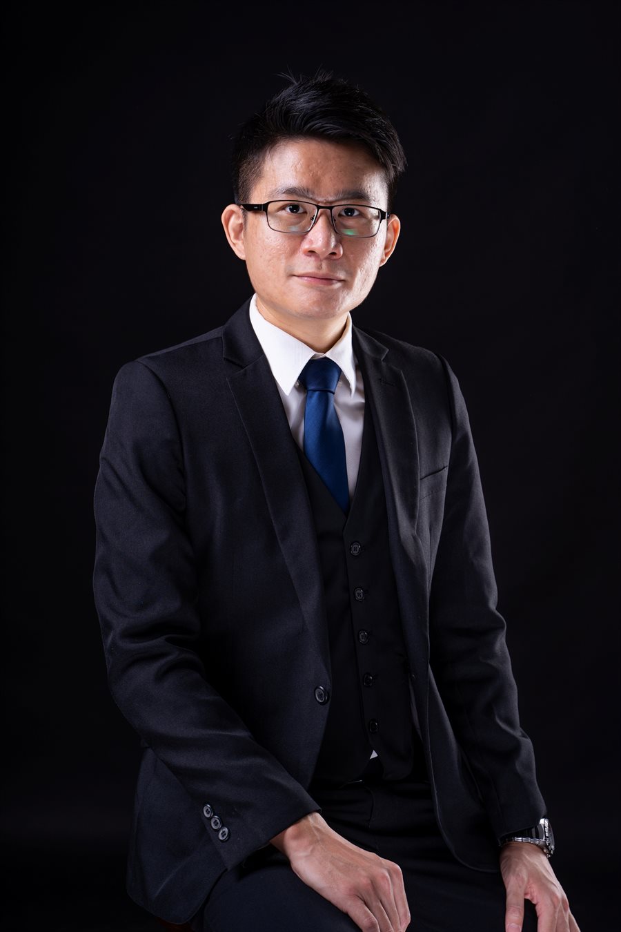 Lee Vern Sen, Partner